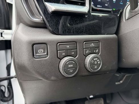 Certified 2026 Chevrolet Silverado 2500 LT AWD/4WD image 19