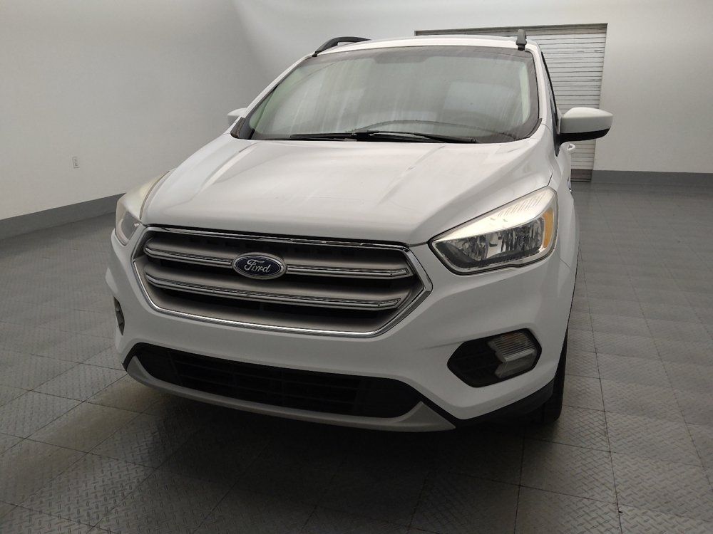 Used 2018 Ford Escape SE FWD image 15