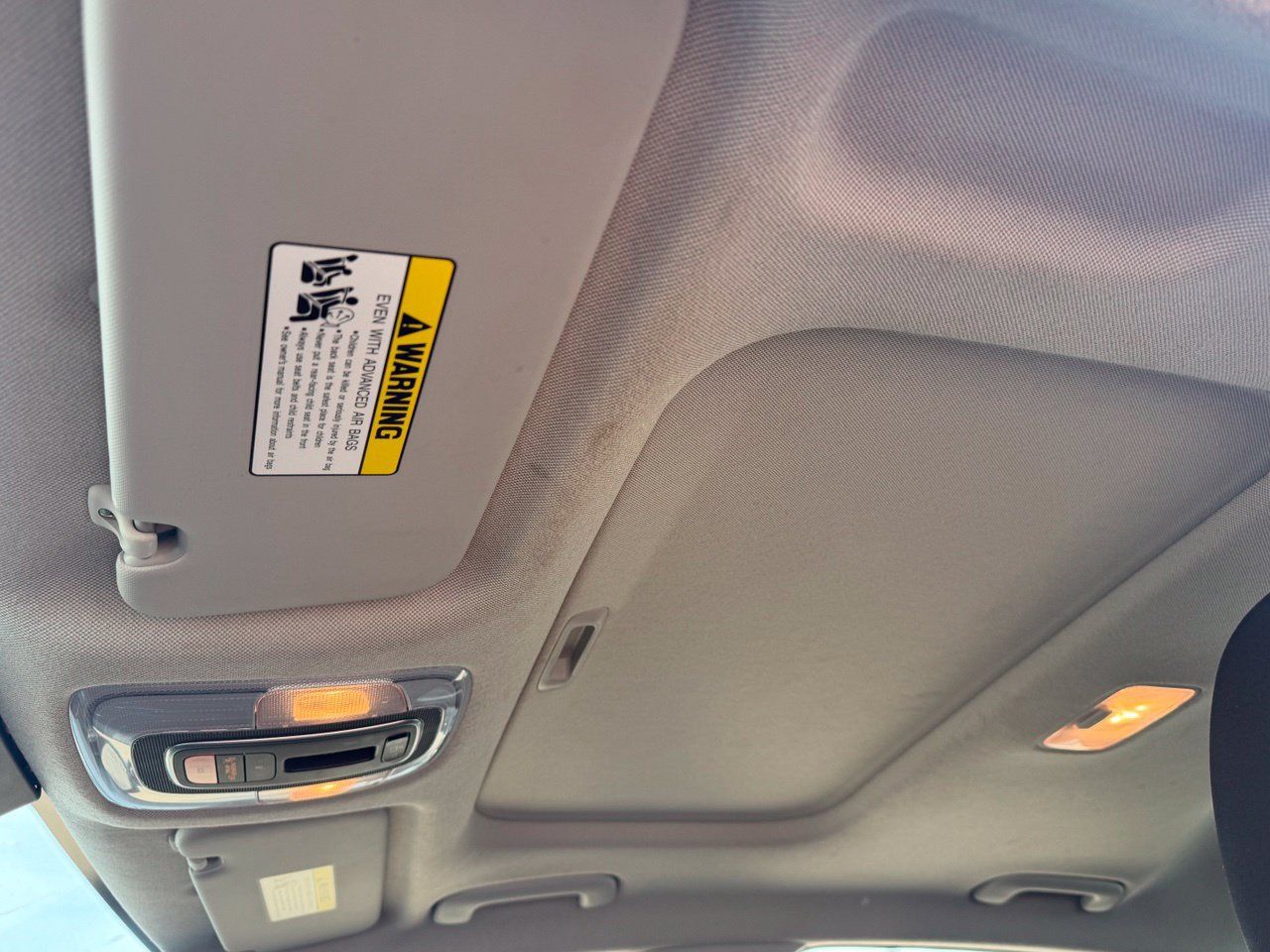 Used 2025 Hyundai Elantra SEL FWD image 19