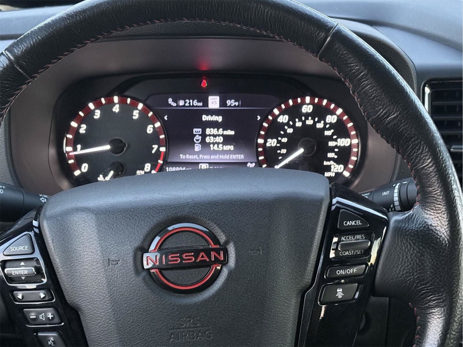 Used 2022 Nissan Frontier PRO-4X w/ Technology Package AWD/4WD image 13