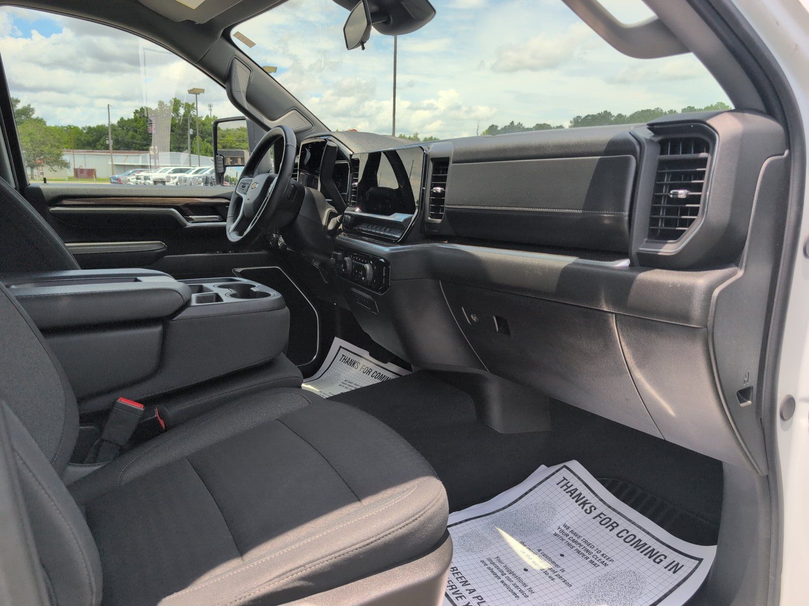 Used 2025 Chevrolet Silverado 2500 LT w/ Convenience Package AWD/4WD image 13