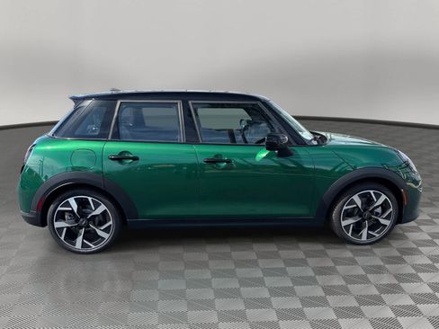 New 2026 MINI Cooper S image 2