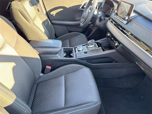 Used 2024 Mitsubishi Outlander ES image 22
