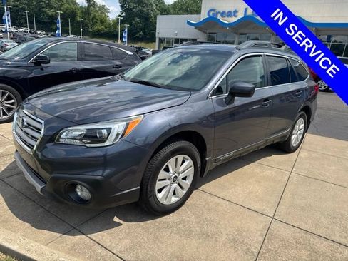 Used 2015 Subaru Outback 2.5i Premium AWD/4WD image 3