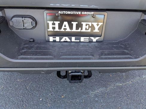 New 2025 Toyota Tundra Platinum w/ TRD Off-Road Package image 36