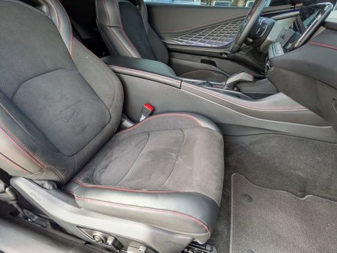 Used 2025 Dodge Charger R/T Scat Pack w/ Track Pack image 31