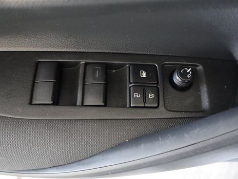 Used 2023 Toyota Corolla LE w/ Carpet Mat Package (TMS) FWD image 11