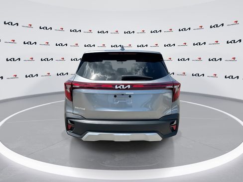 Certified 2024 Kia Seltos LX AWD/4WD image 7