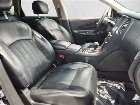 Used 2016 INFINITI QX50 2WD w/ Deluxe Touring Package image 22
