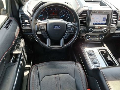 Used 2020 Ford Expedition Limited w/ Equipment Group 303A AWD/4WD image 13