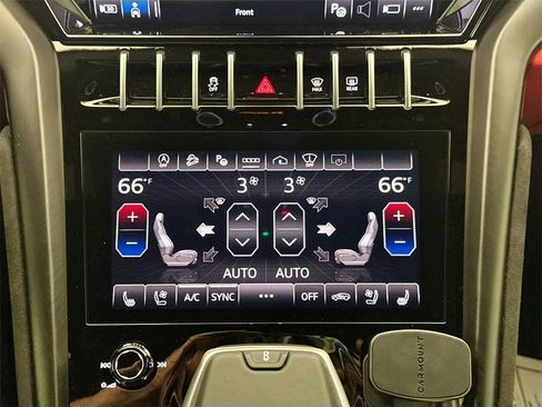 Used 2024 Lamborghini Urus S image 16