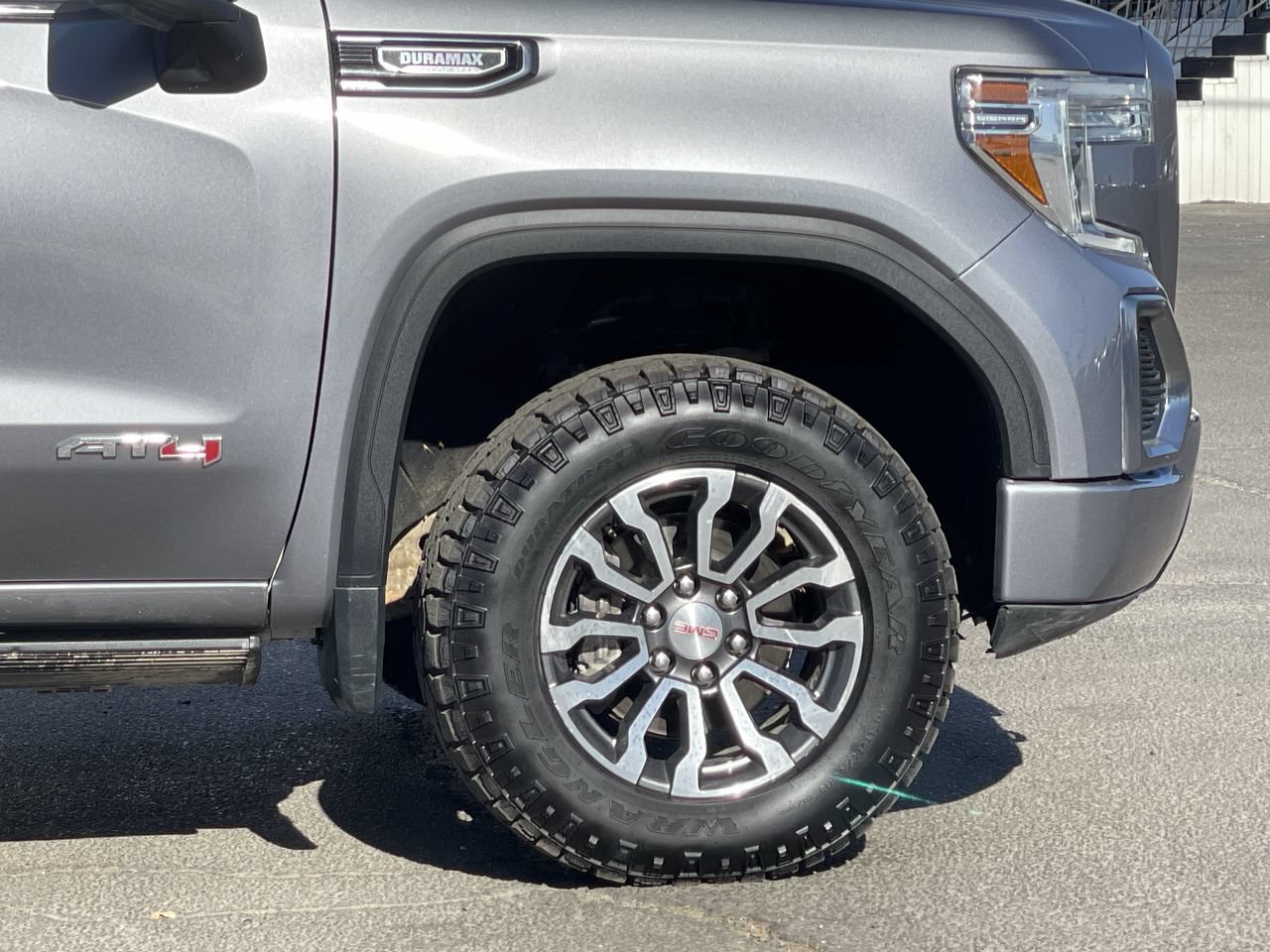 Used 2021 GMC Sierra 1500 AT4 w/ AT4 Preferred Package AWD/4WD image 33