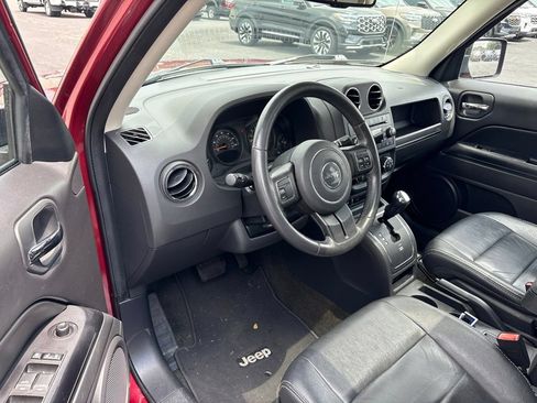 Used 2016 Jeep Patriot High Altitude FWD image 5