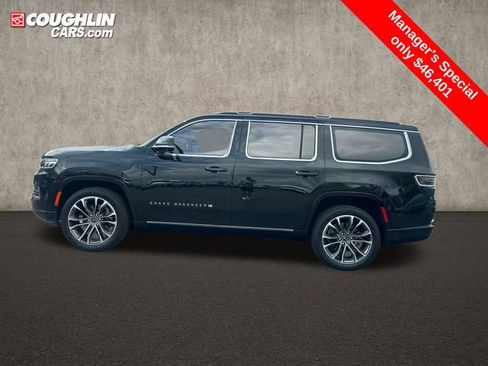 Used 2022 Jeep Grand Wagoneer Series III w/ Flexible Seating Group AWD/4WD image 5