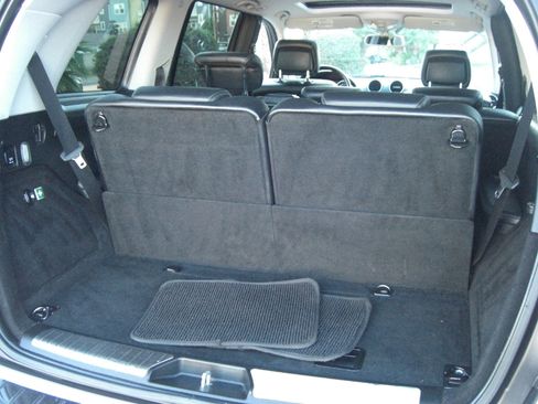 Used 2010 Mercedes-Benz GL 450 4MATIC 4dr GL 450 image 15