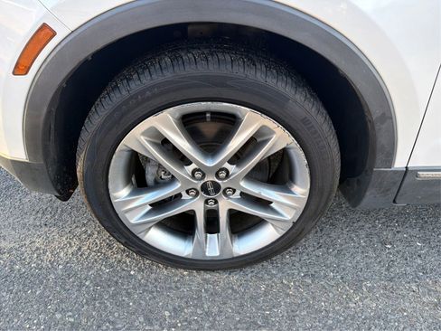 Used 2015 Lincoln MKC AWD w/ Equipment Group 102A Reserve image 17