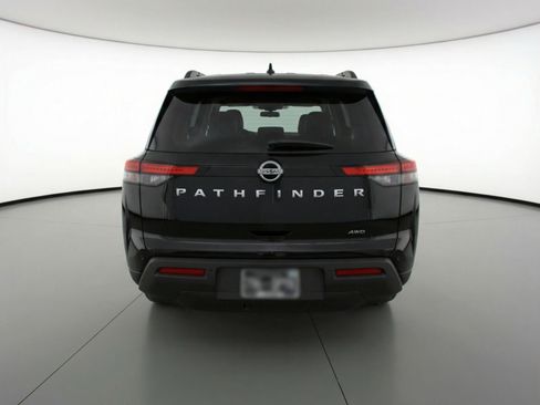 Used 2025 Nissan Pathfinder SV image 7