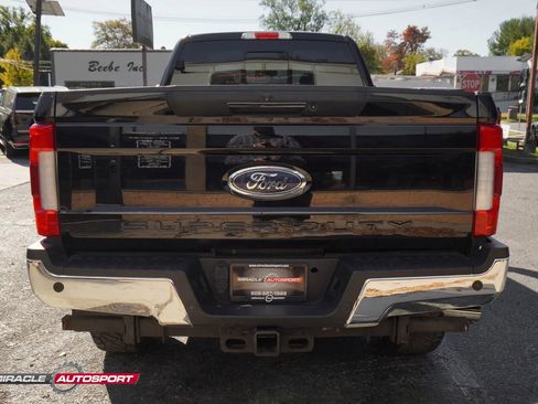 Used 2017 Ford F350 Lariat w/ Lariat Ultimate Package image 6