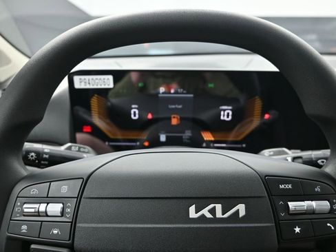 New 2026 Kia K4 FWD image 15