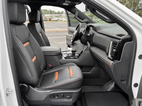 Used 2024 GMC Sierra 1500 AT4 image 20