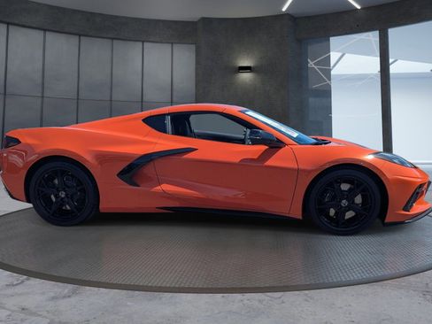 Certified 2021 Chevrolet Corvette Stingray Coupe w/ Z51 Performance Package RWD image 7