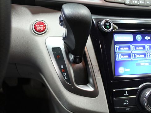 Used 2014 Honda Odyssey EX image 17