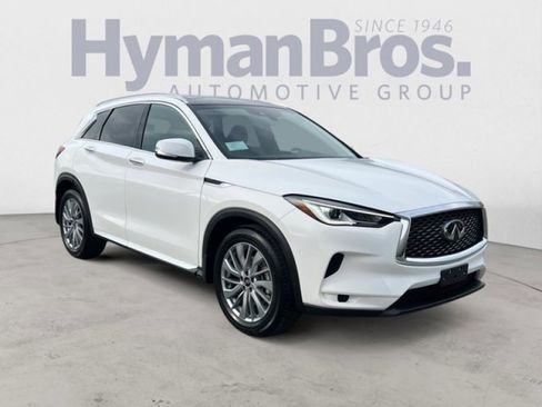 New 2025 INFINITI QX50 Luxe image 1