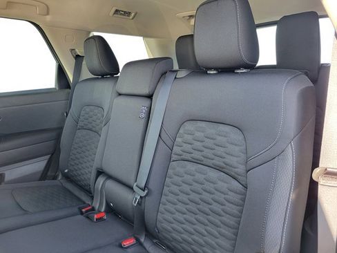 New 2025 Nissan Pathfinder SV w/ Black Appearance Package image 26