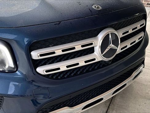 Used 2021 Mercedes-Benz GLB 250 4MATIC image 28