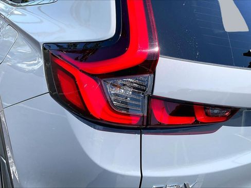 Used 2024 Honda CR-V Sport Touring image 28