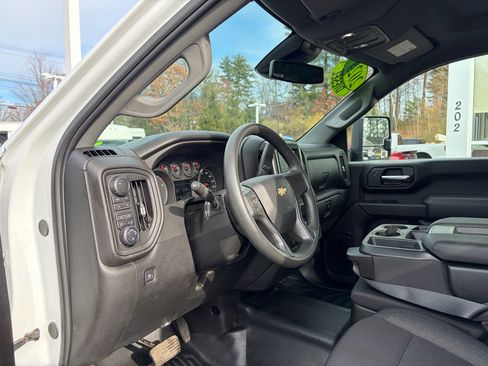 Used 2025 Chevrolet Silverado 3500 W/T w/ WT Convenience Package image 24