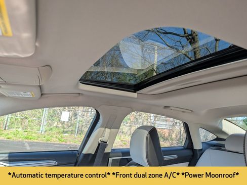 Used 2020 Ford Fusion SE w/ Equipment Group 151A image 5