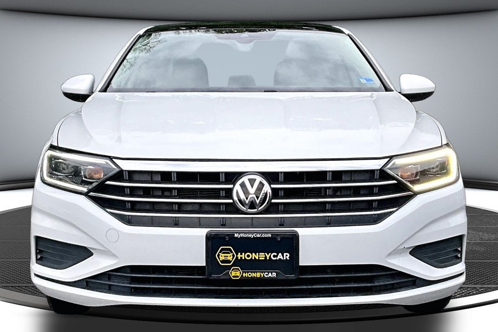 Used 2019 Volkswagen Jetta SEL FWD image 2