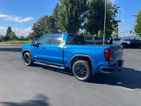 Used 2023 GMC Sierra 1500 Elevation w/ LPO, Elevation Black Package AWD/4WD image 3