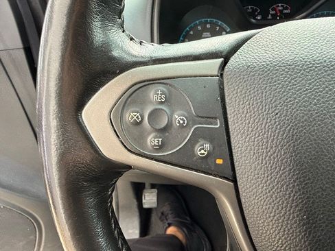 Used 2021 Chevrolet Colorado Z71 AWD/4WD image 13