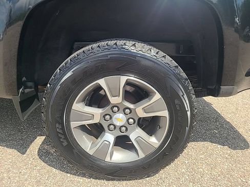 Used 2020 Chevrolet Colorado Z71 AWD/4WD image 26