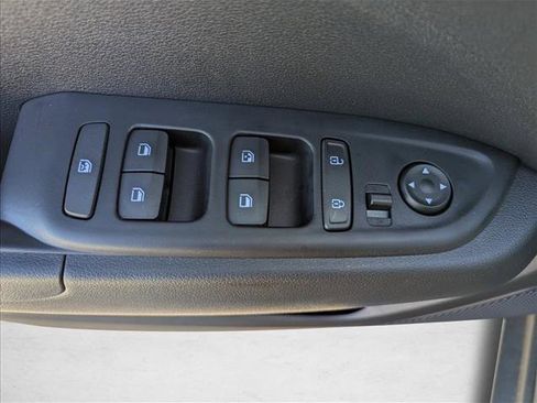 New 2026 Hyundai Venue SEL FWD image 10