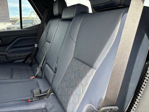 Used 2025 Toyota 4Runner 4WD image 18