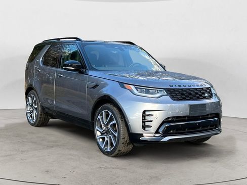 New 2025 Land Rover Discovery Dynamic SE image 7