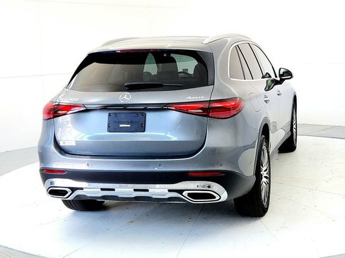 Used 2023 Mercedes-Benz GLC 300 4MATIC image 5