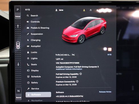 Used 2023 Tesla Model X image 21