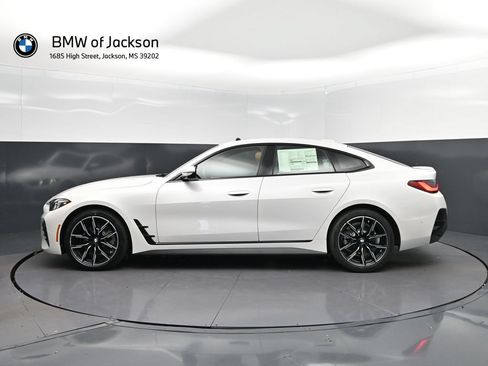 New 2026 BMW 430i w/ M Sport Package RWD image 4