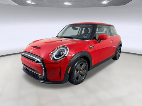 Certified 2024 MINI Cooper SE image 1