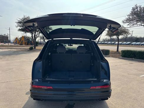 Used 2017 Audi Q7 3.0T AWD/4WD image 7