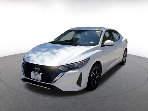 Used 2025 Nissan Sentra SV image 6