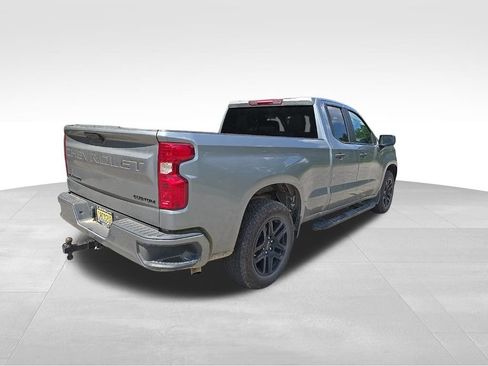 Used 2024 Chevrolet Silverado 1500 Custom w/ Turbomax Blackout Package RWD image 12
