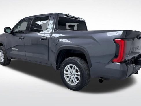 Used 2023 Toyota Tundra SR5 w/ SR5 Premium Package AWD/4WD image 6