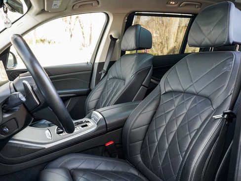 Used 2023 BMW X7 xDrive40i w/ Executive Package image 16