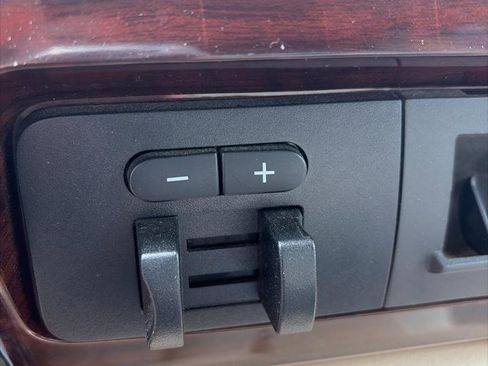 Used 2010 Ford F250 Lariat RWD image 15