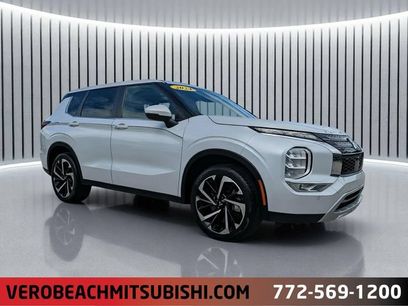Used 2024 Mitsubishi Outlander SE